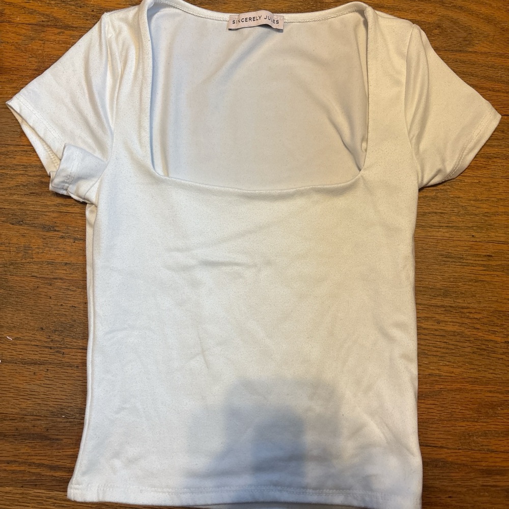 White square neck shirt